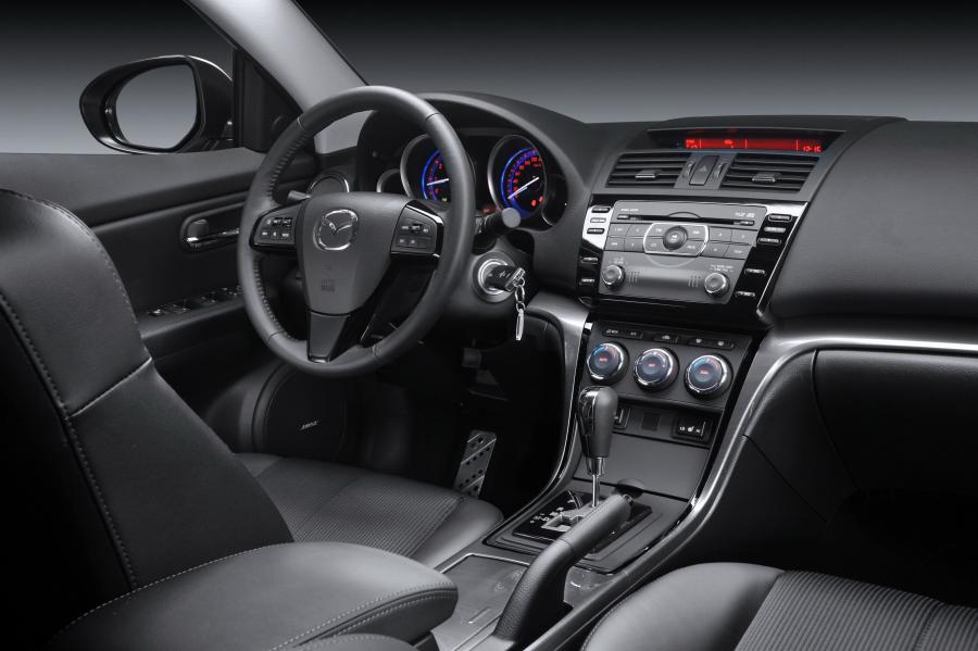  Mazda6 2011 года  (фото 53 из 113)